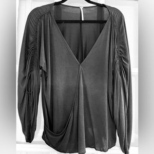 FREE PEOPLE BLACK TOP WITH ADORABLE TIE SLEEVES